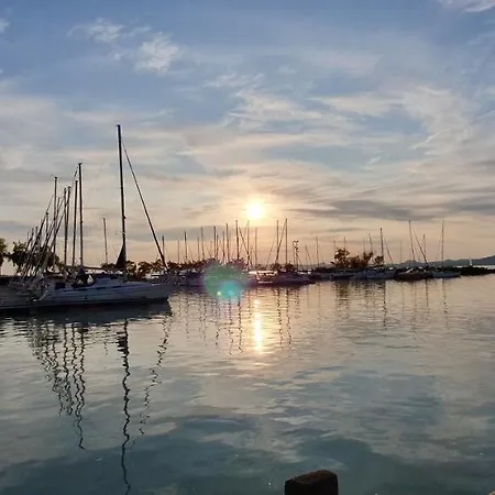 Napfeny Exclusive 公寓 巴拉通雷勒